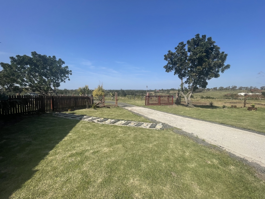4 Bedroom Property for Sale in Cove Ridge East Eastern Cape